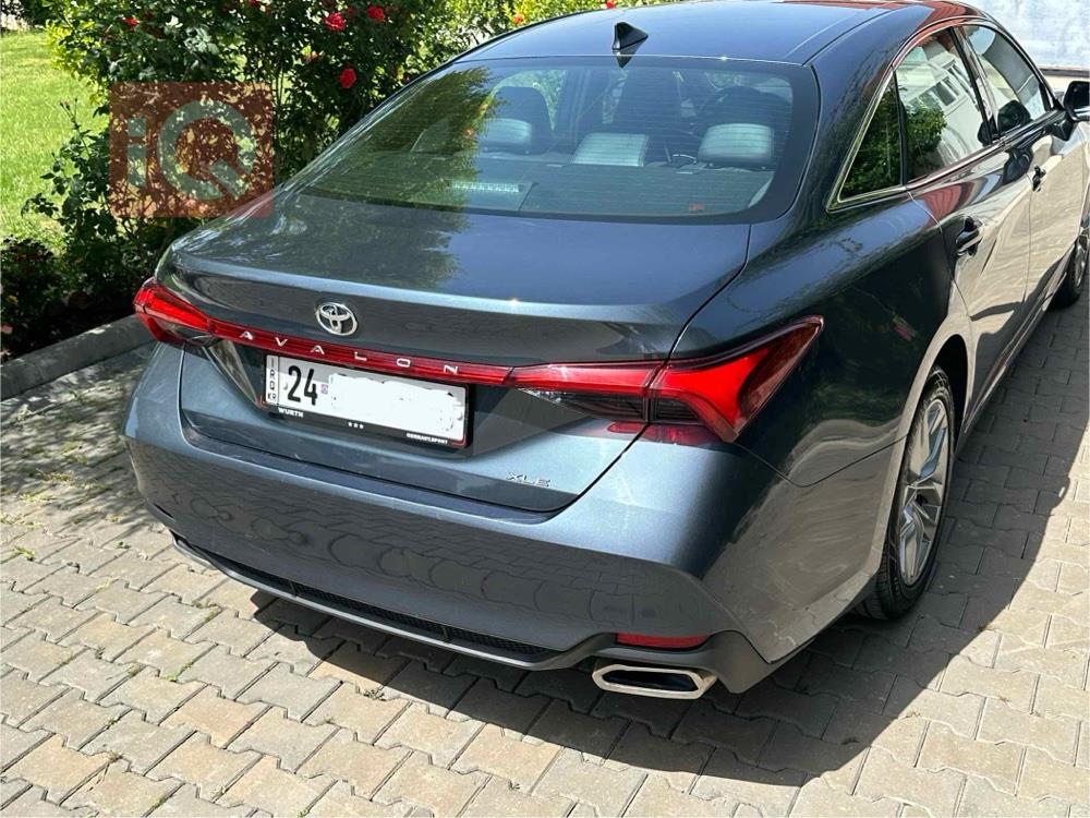 Toyota Avalon